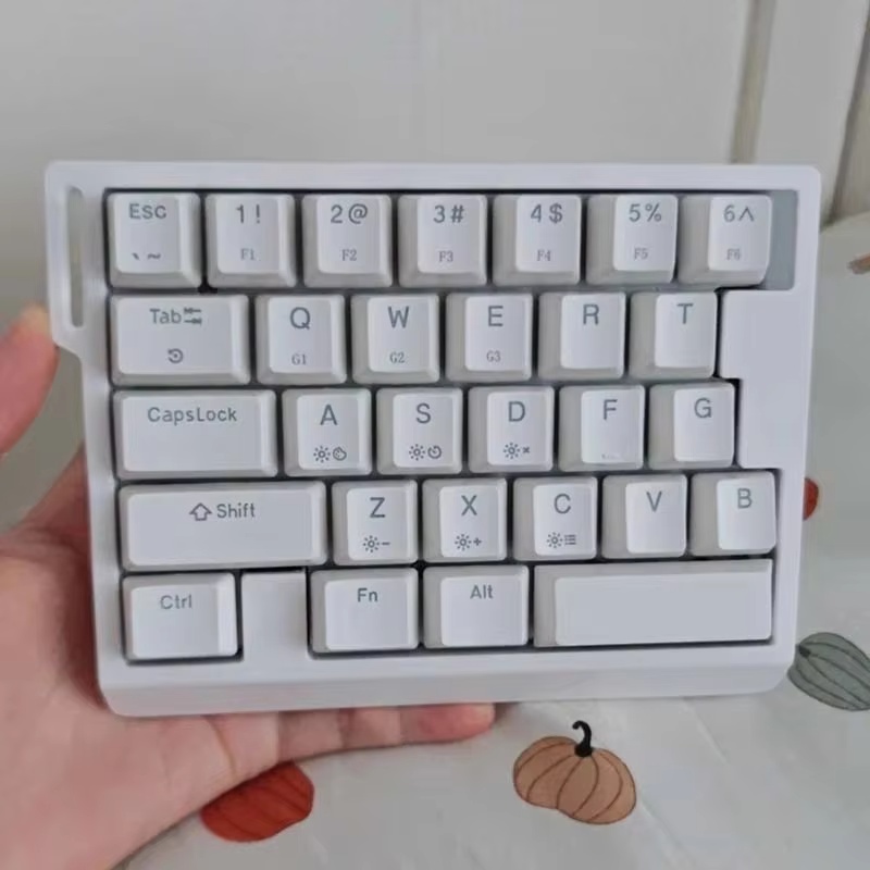 HE30 Mechanische Gaming-Tastat – Gaming Keyboard Esports Bewertung und Preis